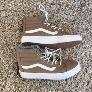 SK8-HI Slim Zip Vans
